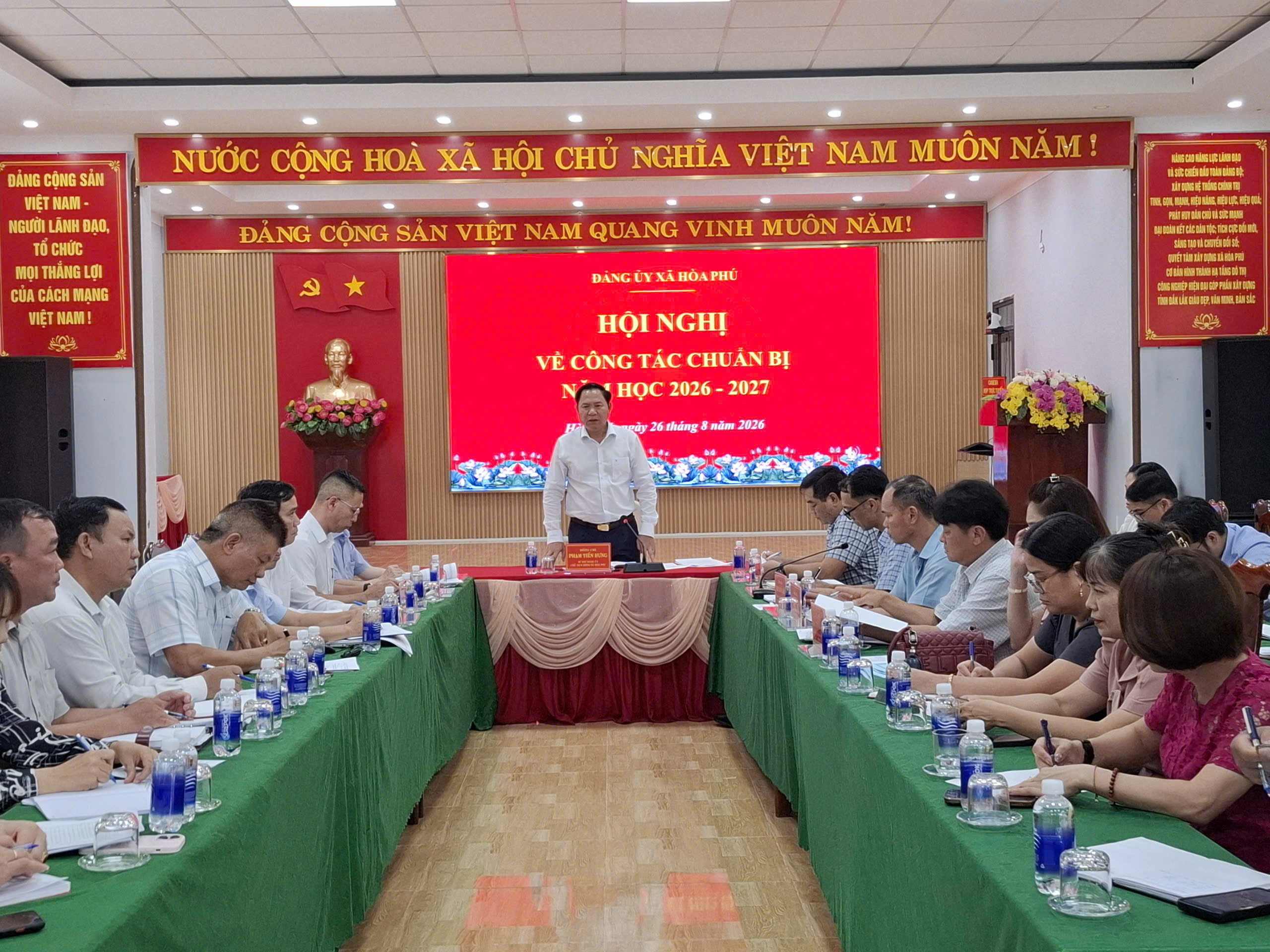 Đảng ủy xã Hòa Phú tổ chức Hội nghị về công tác chuẩn bị năm học mới 2026 - 2027