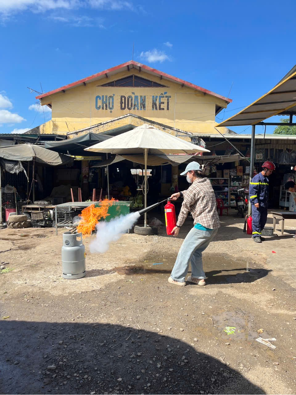 Xã Hòa Phú Tuyên Truyền, Vận Động Người Dân Cài Đặt Và Sử Dụng Ứng Dụng “Báo Cháy 114”