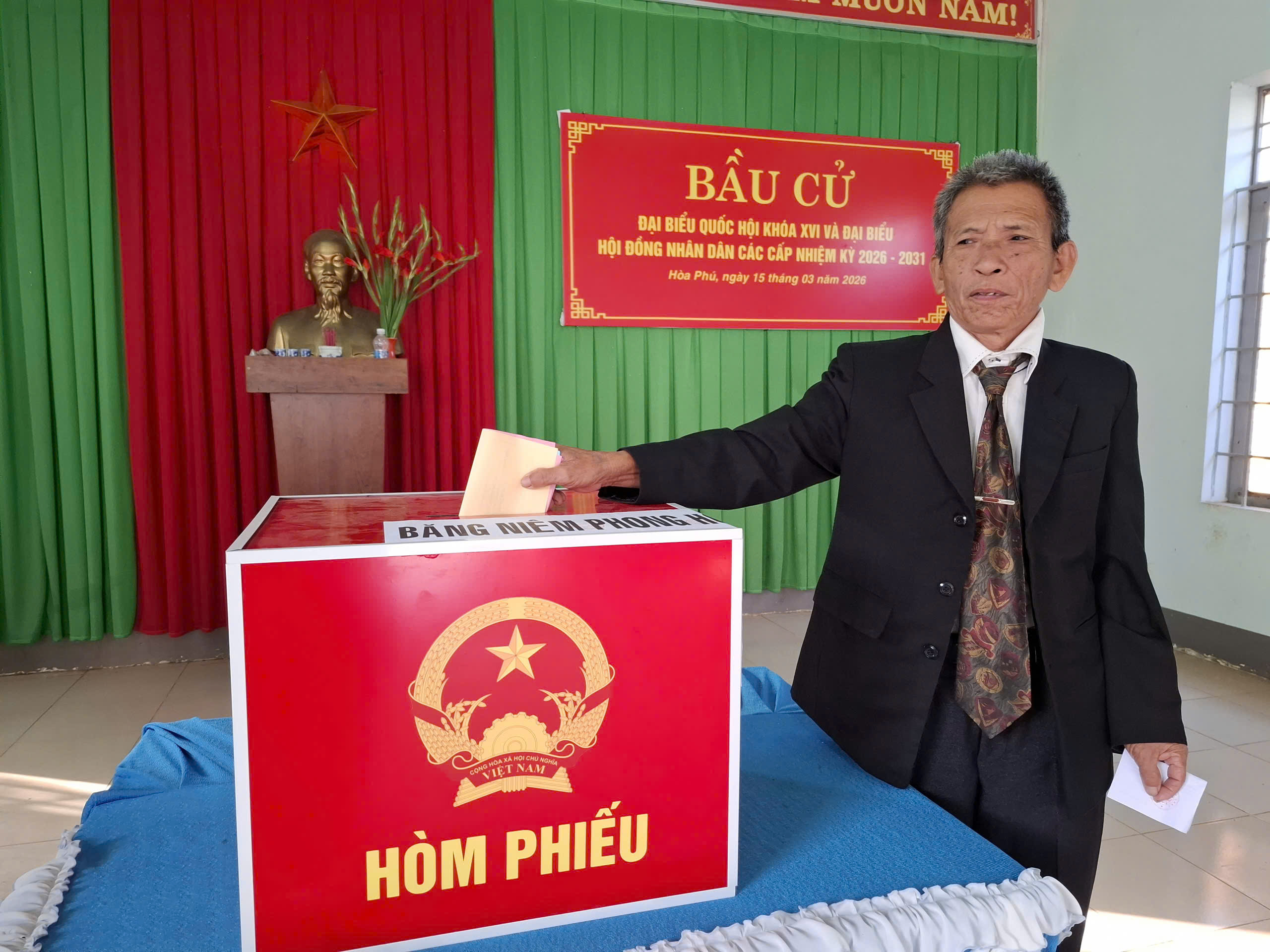 z7621645946280_21b710b6d2e149bdf28db607bf366f5a