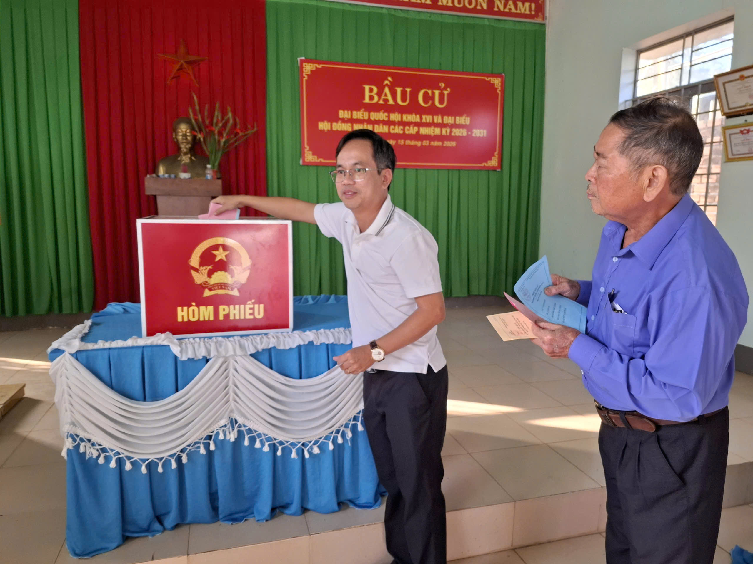 z7621645950146_3fd348e1a92520cbb6085cc9cc8f8cba